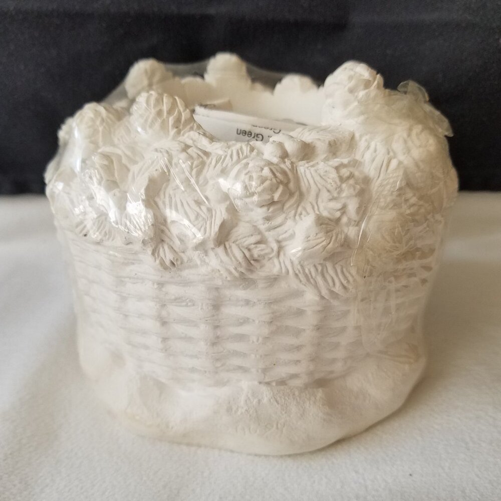 VTG Ready To Paint 4.25" Plaster Pine Comb Christmas Candle Motive Unpainted